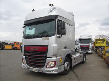 Vlačilec DAF XF 105 510