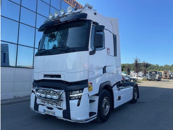 Vlačilec RENAULT T High 520