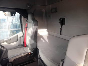 Vlačilec Renault Gamme T 460: slika 4