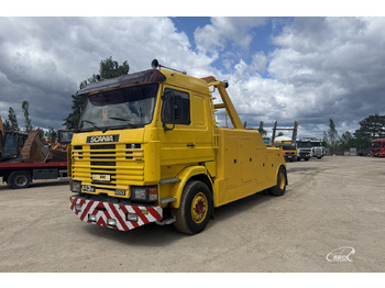 Tovornjak avtotransporter SCANIA R143