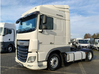 Vlačilec DAF XF 106 460