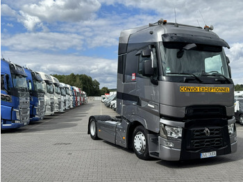Vlačilec RENAULT T High 520