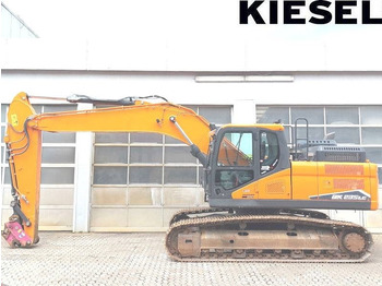 Bager goseničar DOOSAN DX235