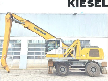 Bager za prekladanje primarnih/ Sekundarnih surovin LIEBHERR