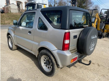 Avtomobil Suzuki Jimny: slika 4