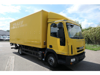 Dostavno vozilo z zabojnikom IVECO