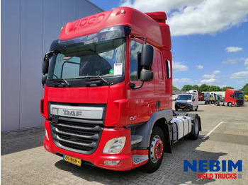 Vlačilec DAF CF 440