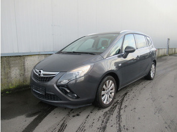 Avtomobil OPEL
