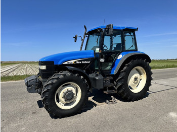 Traktor NEW HOLLAND 60 series