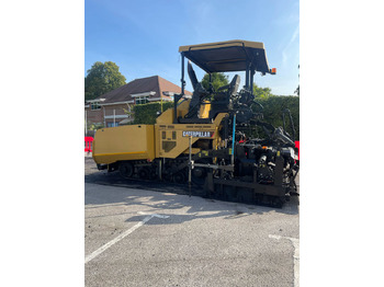 Asfaltni finišer CATERPILLAR AP555F
