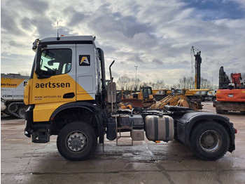 Vlačilec MERCEDES-BENZ Arocs