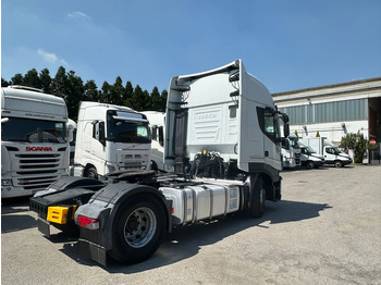 Vlačilec Iveco Stralis 460: slika 4