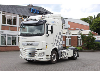 Vlačilec DAF XF 530