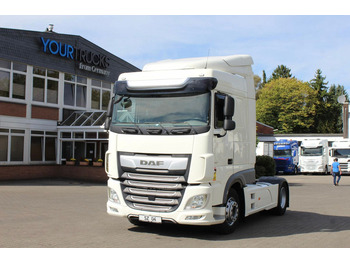 Vlačilec DAF XF 530