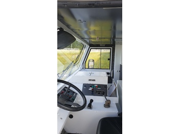 Vozilo za vleko letal SOVAM K250: slika 4 Vozilo za vleko letal SOVAM K250: slika 4