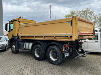 Tovornjak prekucnik Mercedes-Benz Arocs 2643 K 6x4 3-Achs Kipper Blatt/Blatt, AP A: slika 4