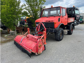 Tovornjak prekucnik UNIMOG