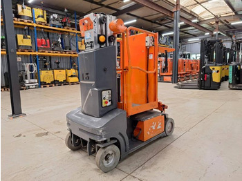 Vertikalni dvižni teleskop JLG