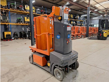 Vertikalni dvižni teleskop JLG