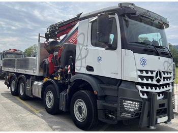 Tovornjak z dvigalom MERCEDES-BENZ