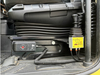 Mercedes-Benz ACTROS 1846 4x4 HAD Euro 6 Kipphydraulik lizing Mercedes-Benz ACTROS 1846 4x4 HAD Euro 6 Kipphydraulik: slika 5 Mercedes-Benz ACTROS 1846 4x4 HAD Euro 6 Kipphydraulik lizing Mercedes-Benz ACTROS 1846 4x4 HAD Euro 6 Kipphydraulik: slika 5