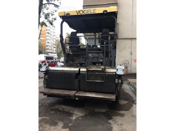 Asfaltni finišer VÖGELE