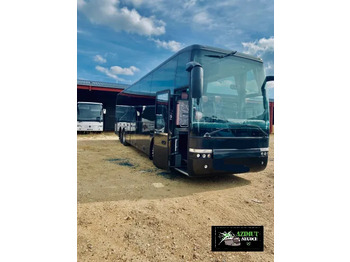 Potovalni avtobus VAN HOOL