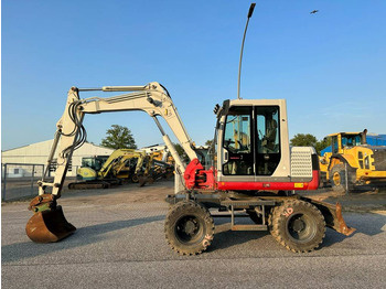 Bager na kolesih TAKEUCHI TB175