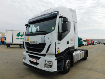 Vlačilec IVECO