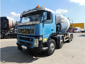 Avtomešalec VOLVO FM9
