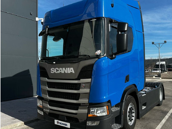 Vlačilec SCANIA R 450