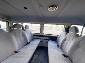 Ford Transit 2.5 4x2 Transit 2.5 4x2, Personentransporter, 8 Sitze lizing Ford Transit 2.5 4x2 Transit 2.5 4x2, Personentransporter, 8 Sitze: slika 3