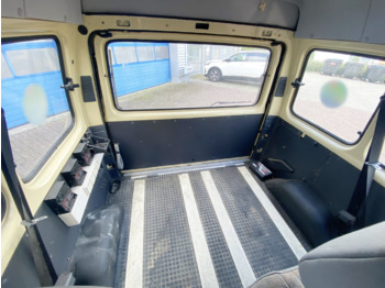 Ford Transit 2.5 4x2 Transit 2.5 4x2, Personentransporter, 8 Sitze lizing Ford Transit 2.5 4x2 Transit 2.5 4x2, Personentransporter, 8 Sitze: slika 4