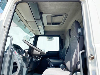 Interior photo 1: Tovornjak zabojnik MAN TGL 7.150 4x2 BB TGL 7.150 4x2 BB mit MBB LBW