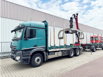 Tovornjak za prevoz lesa MERCEDES-BENZ Arocs 2651