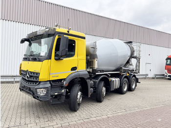 Avtomešalec LIEBHERR