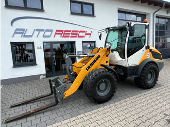Kolesni nakladalec LIEBHERR