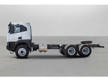 Tovornjak-šasija Iveco T-WAY AT380T47H 6x4 R24 Tyres Chassis - Barcelona Stock: slika 4
