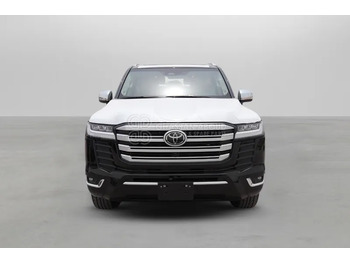 SUV Toyota Land Cruiser 300: slika 2