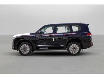 SUV Toyota Land Cruiser 300: slika 2 SUV Toyota Land Cruiser 300: slika 2