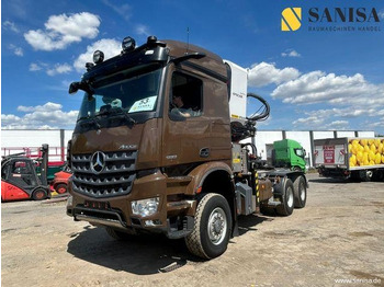 Tovornjak za prevoz lesa Mercedes-Benz Arocs 3351/6x6/Palfinger Epolsion S260/Langholz: slika 2