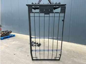 Kabina in notranjost CATERPILLAR