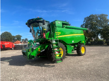 Kombajn harvester JOHN DEERE T560