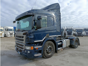 Vlačilec SCANIA P 450