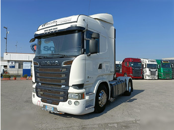 Vlačilec SCANIA R 490