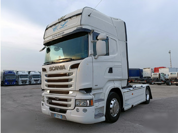 Vlačilec SCANIA R 490