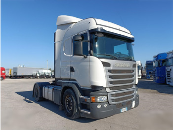 Vlačilec SCANIA R 490