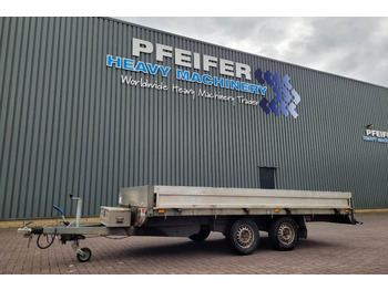 Avtomobilska prikolica SARIS