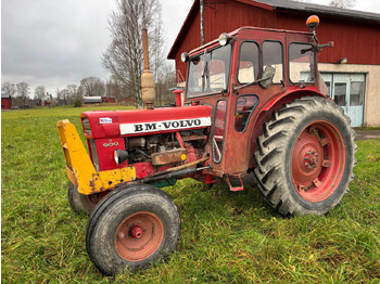 Traktor VOLVO