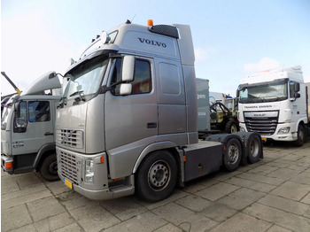 Vlačilec VOLVO FH16